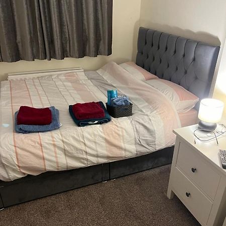 더블린 2 St Judes Court D24H1X4 Students Only 아파트 외부 사진